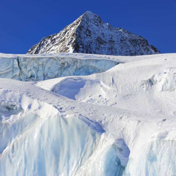 Glacier Seracs Rosenhorn